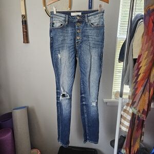Kancan boyfriend Skinny Jean size 9 / 28 Distressed